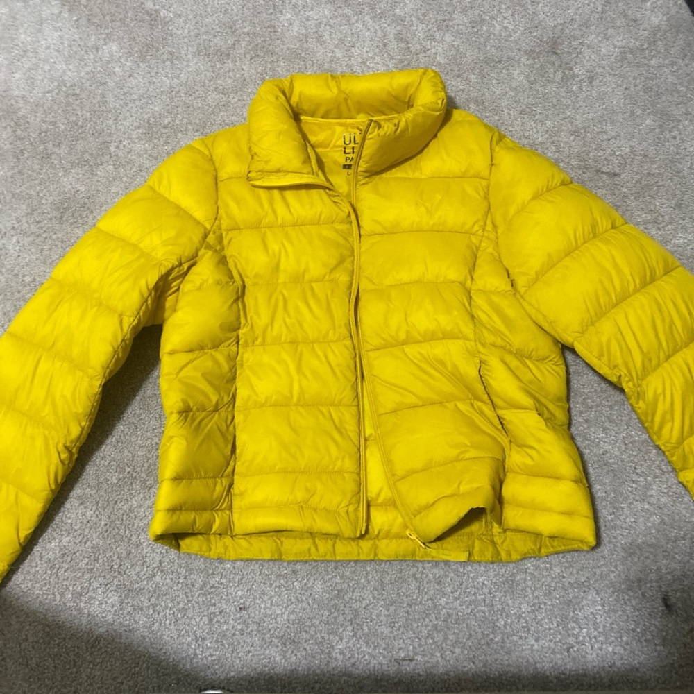 yellow cropped puffer  jacket